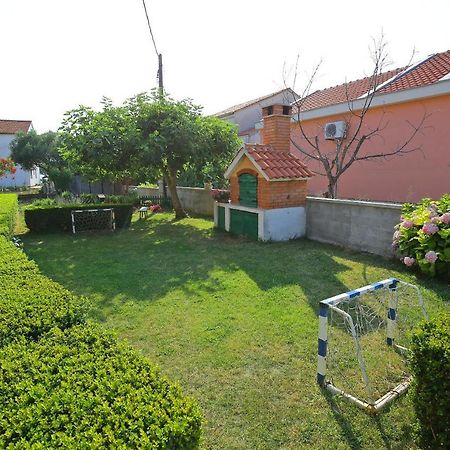 Apartmani Dane Sukosan Luaran gambar